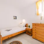 Perama 아파트 *