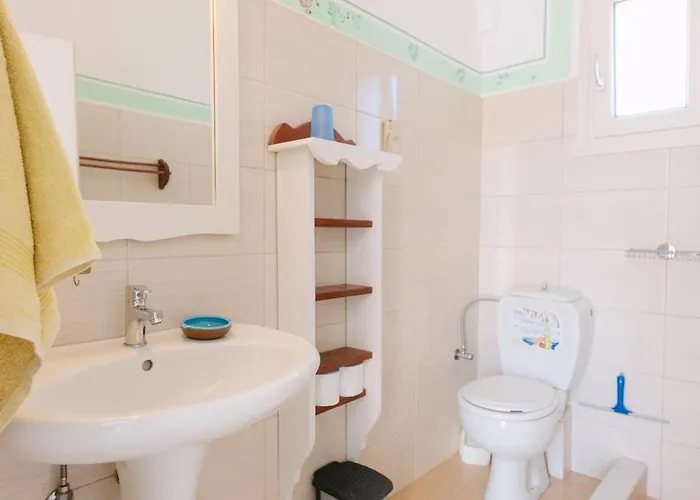 Perama Apartamento *